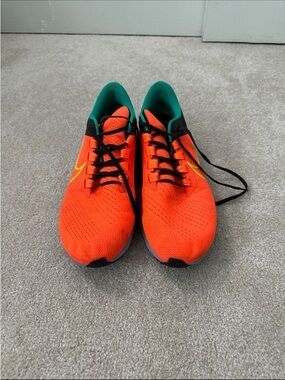 Nike Bright orange air Pegasus 38